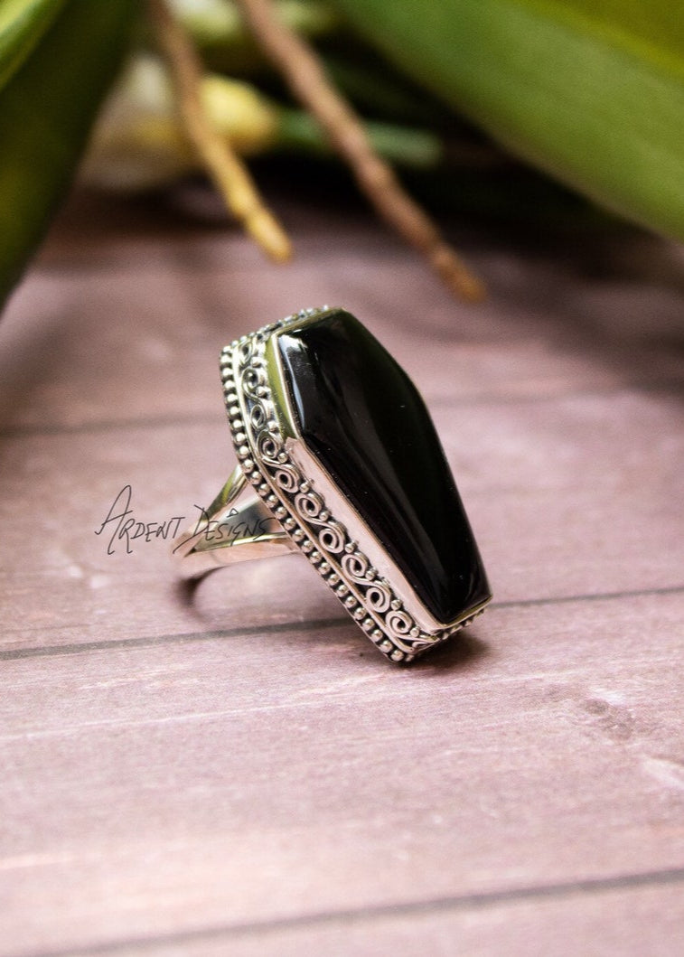 Anillo de ataúd, anillo de ónix negro, inspiración vintage, SKU 6162