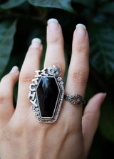 Anillo de ataúd, anillo de ónix negro, anillo de plata de ley con piedras preciosas de ónix negro, joyería de ónix, anillo de bruja, anillo de piedra negra, anillo de búho, SKU 6296